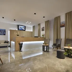 season.praguehotelsweb.com/