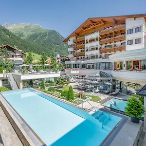 Отель Trofana Royal 5 *****